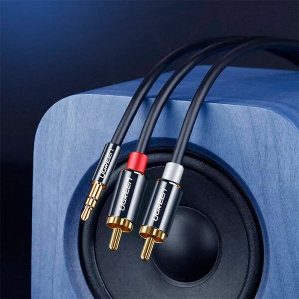 Cable de Audio Ugreen Estereo 3.5mm a 2 RCA de 3M